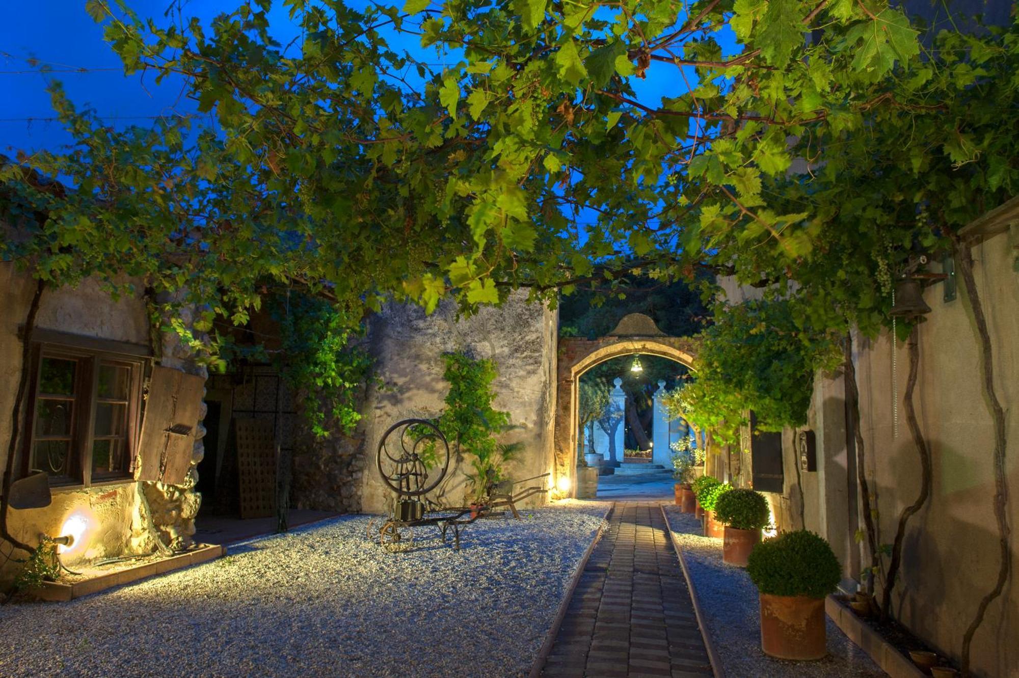 Chateau Le Bouis Gruissan Exterior foto